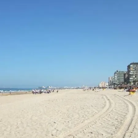 A 5 Min De La Playa Victoria Y Del Htal Pta Mar Apartment Cadiz