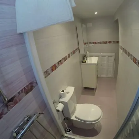 A 5 Min De La Playa Victoria Y Del Htal Pta Mar Apartment *